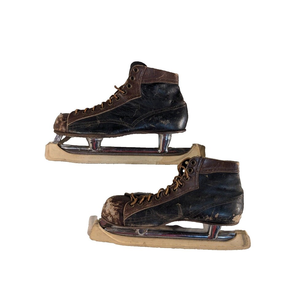 Vintage Antique Alfred Johnson Leather Ice Skate 1918 Pair Decor Distressed Sz10